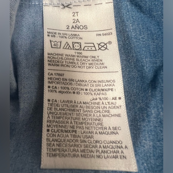 Toddler’s Short Sleeve Button Down Shirt! - Picture 9 of 9